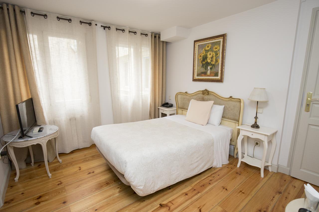 Hostal Central Palace Madrid Buitenkant foto